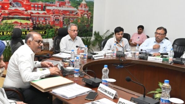 रेलवे बोर्ड के परिचालन एवं व्यवसाय विकास सदस्य ने कोलकाता में की उच्च स्तरीय बैठक