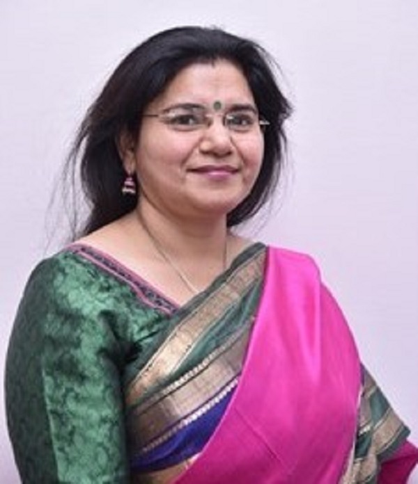 Smt. Vijaylaxmi Kaushik appointed as AM (Signal), Railway Board, IRSTMU express it's joy