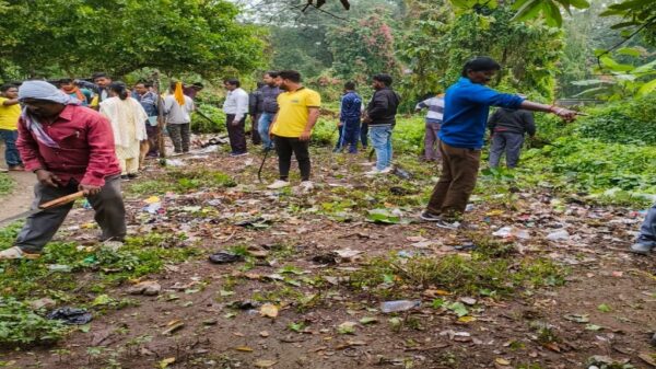 खड़गपुर साउथ साइड आवासीय क्षेत्र में चलाया गया जागरूकता सह सफाई अभियान